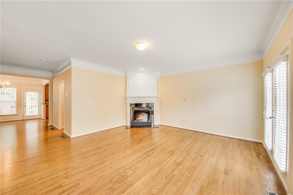 2776 Loftview Square Atlanta, GA 30339 - Photo 2 of 34