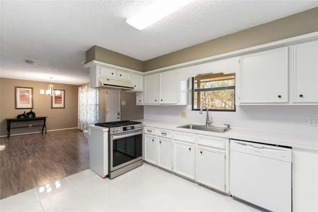 $386,000 | 26418 Maplewood Drive, Oak Ridge North, TX 77386