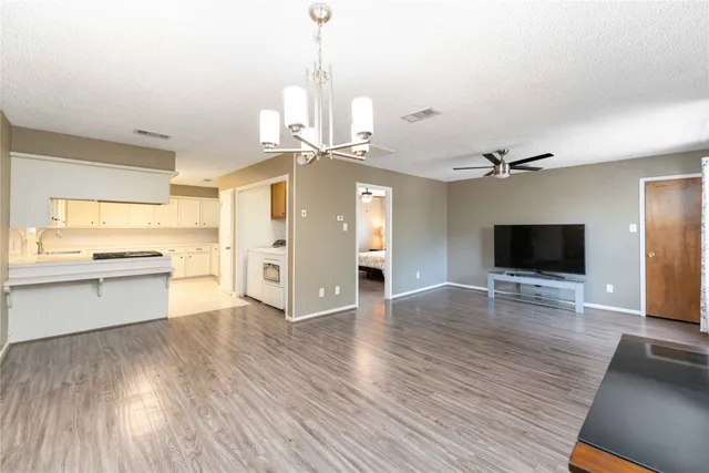 $386,000 | 26418 Maplewood Drive, Oak Ridge North, TX 77386