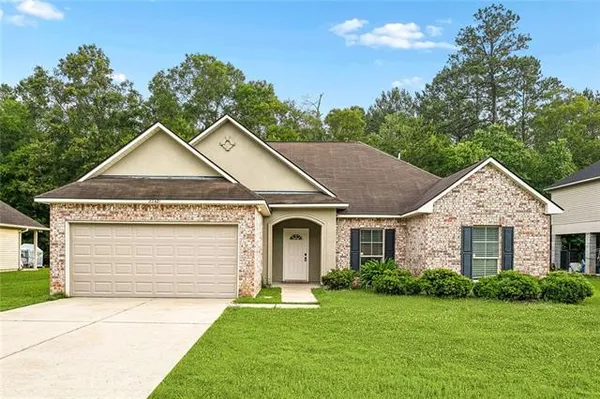 $235,000 | 22421 Gemstone Place, Robert, LA 70455