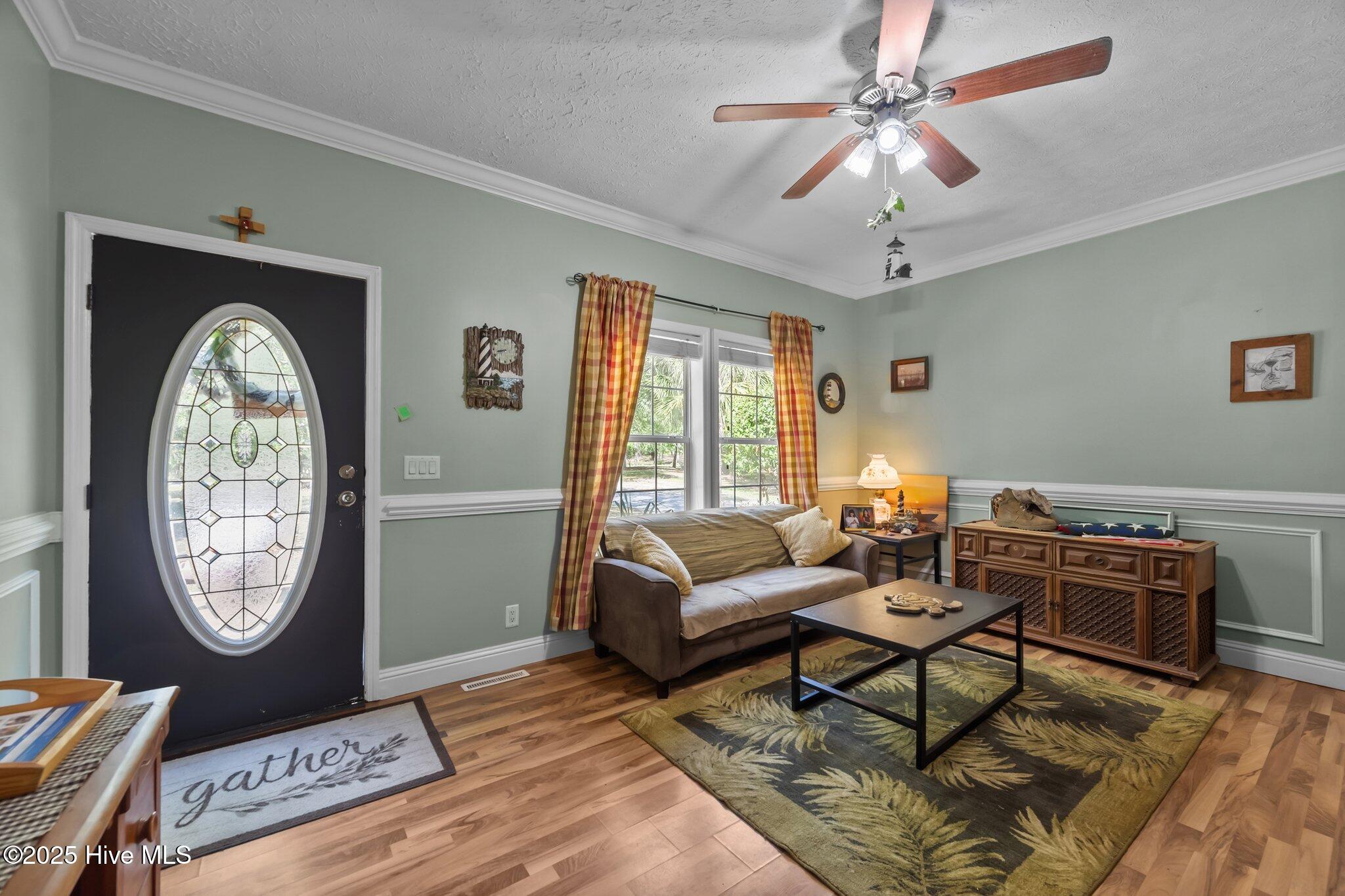 270 North Jenkins St Extension Holly Ridge, NC 28445 - Photo 6 of 53 6-web-or-mls-_RAD9389