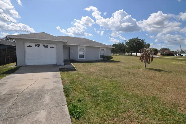 $1,600 | 400 Red Hawk Loop, Winter Haven, FL 33880