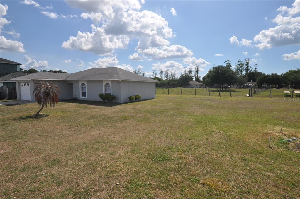400 Red Hawk Loop Winter Haven, FL 33880 - Photo 3 of 18