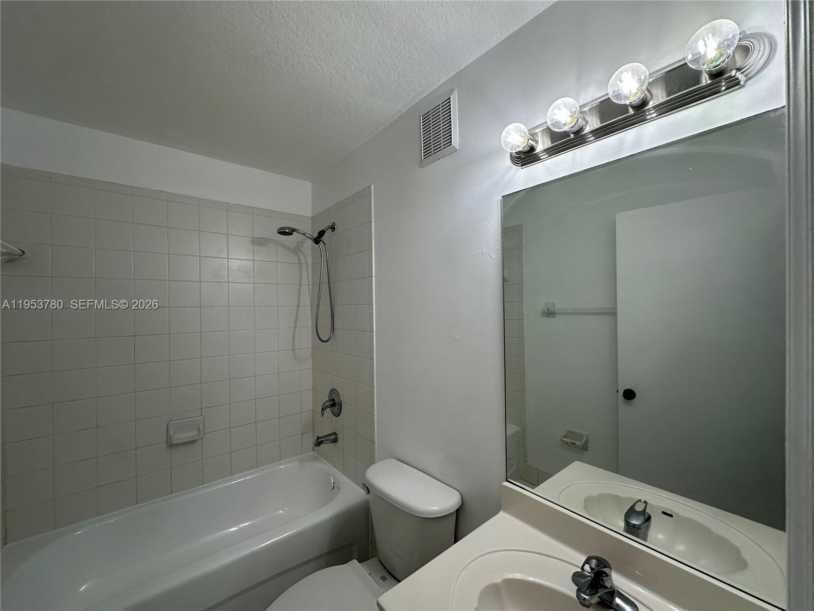 1261 Southeast 27th Street, Unit 206 Homestead, FL 33035 - Photo 21 of 27