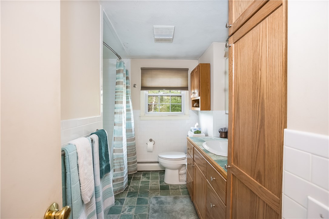71 Reservoir Road Coventry, RI 02816 - Photo 14 of 32 Gallery Image 14