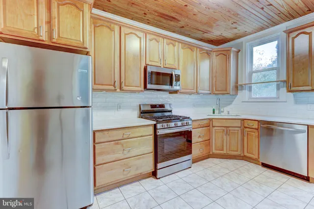 $359,900 | 112 Vassar Street, Philadelphia, PA 19128