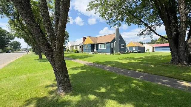 $199,500 | 204 East 3rd Avenue North, Aurora, MN 55705