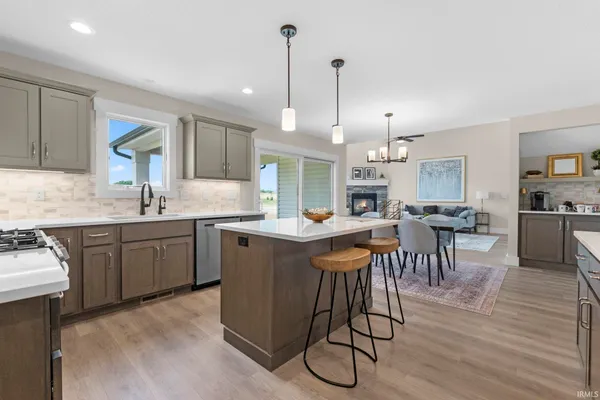 $464,900 | 511 Caribou Crossing, Auburn, IN 46706