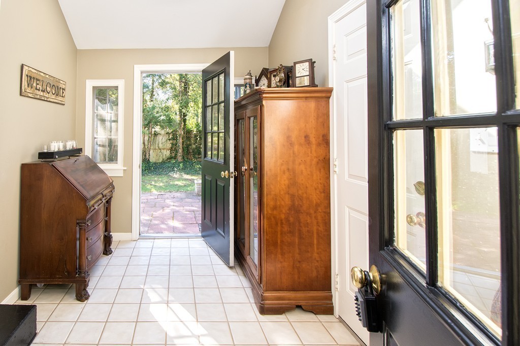 3 Studley Road Hingham, MA 02043 - Photo 6 of 18