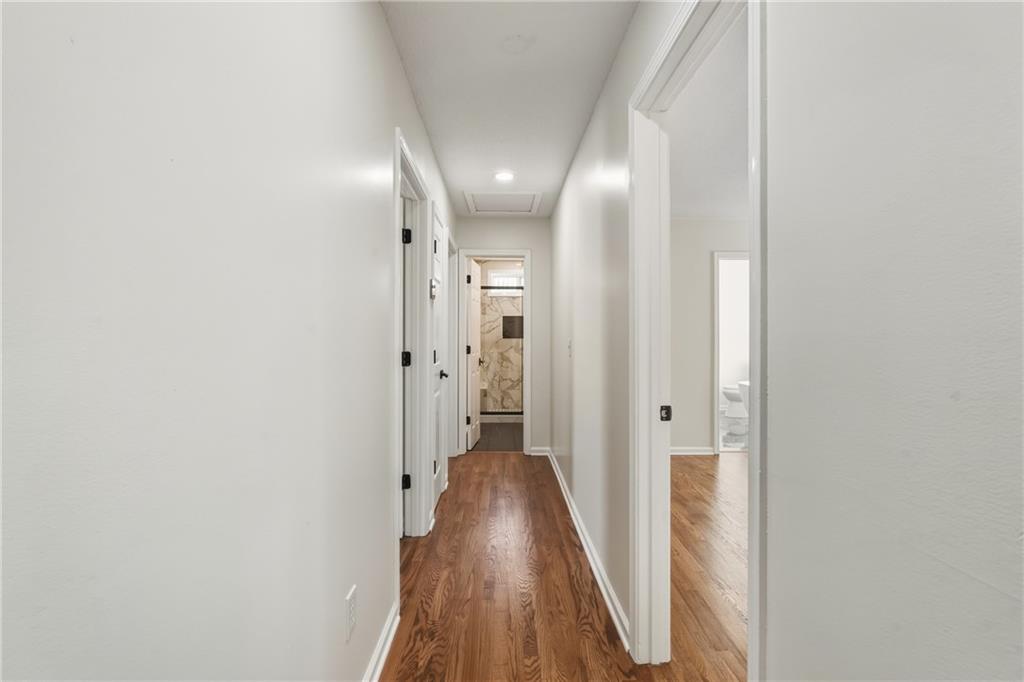 615 Amberwood Place Euharlee, GA 30145 - Photo 14 of 37 a view of a hallway with wooden floor