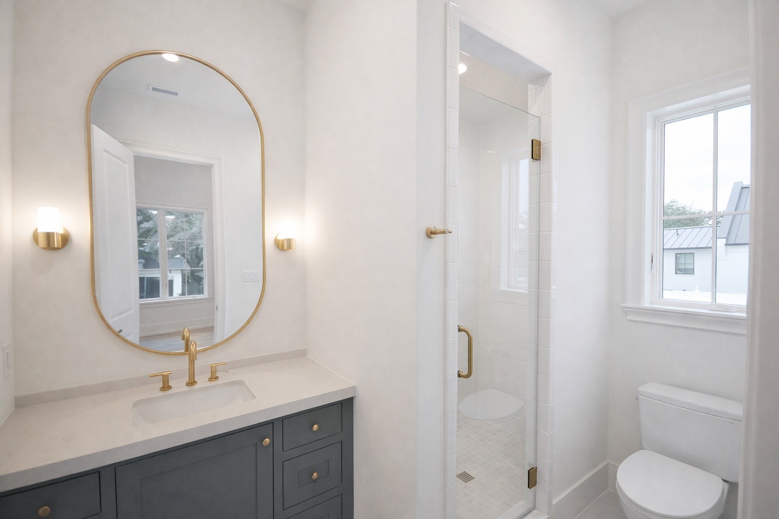 4107 Whitman Street Houston, TX 77027 - Photo 24 of 29 a bathroom with a toilet a sink and a mirror