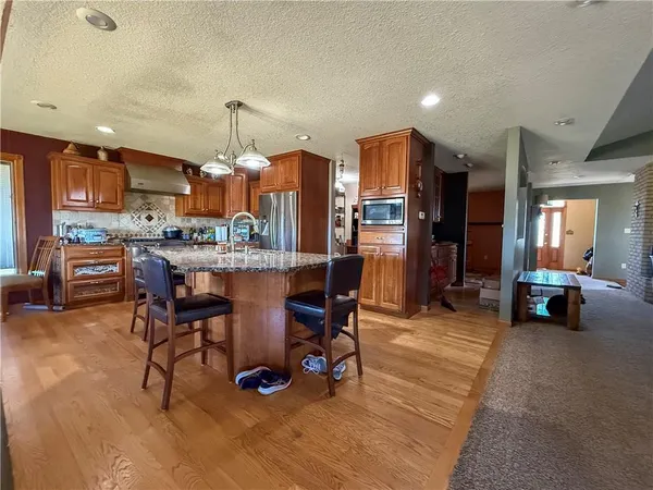 $700,000 | 12087 U Road, Hoyt, KS 66440