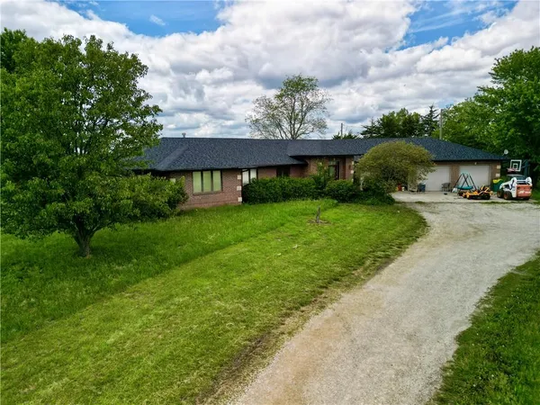 $700,000 | 12087 U Road, Hoyt, KS 66440