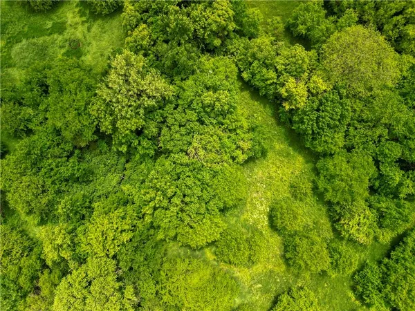 $700,000 | 12087 U Road, Hoyt, KS 66440