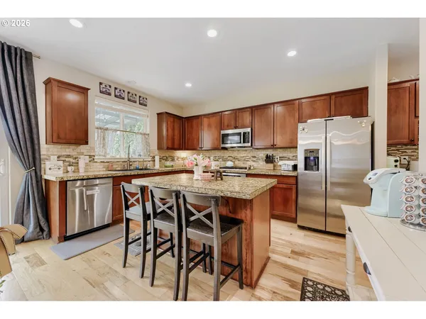 $674,500 | 2780 Southeast Teal Avenue, Gresham, OR 97080