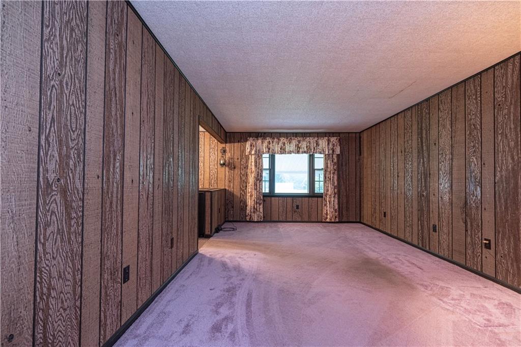 492 Smiths Ferry Road Midland, PA 15059 - Photo 7 of 33