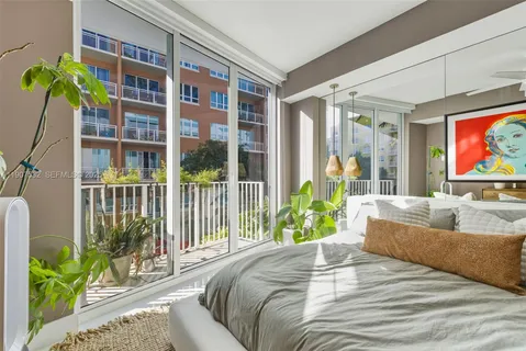 $874,500 | 2020 North Bayshore Drive, Unit TH103, Miami, FL 33137