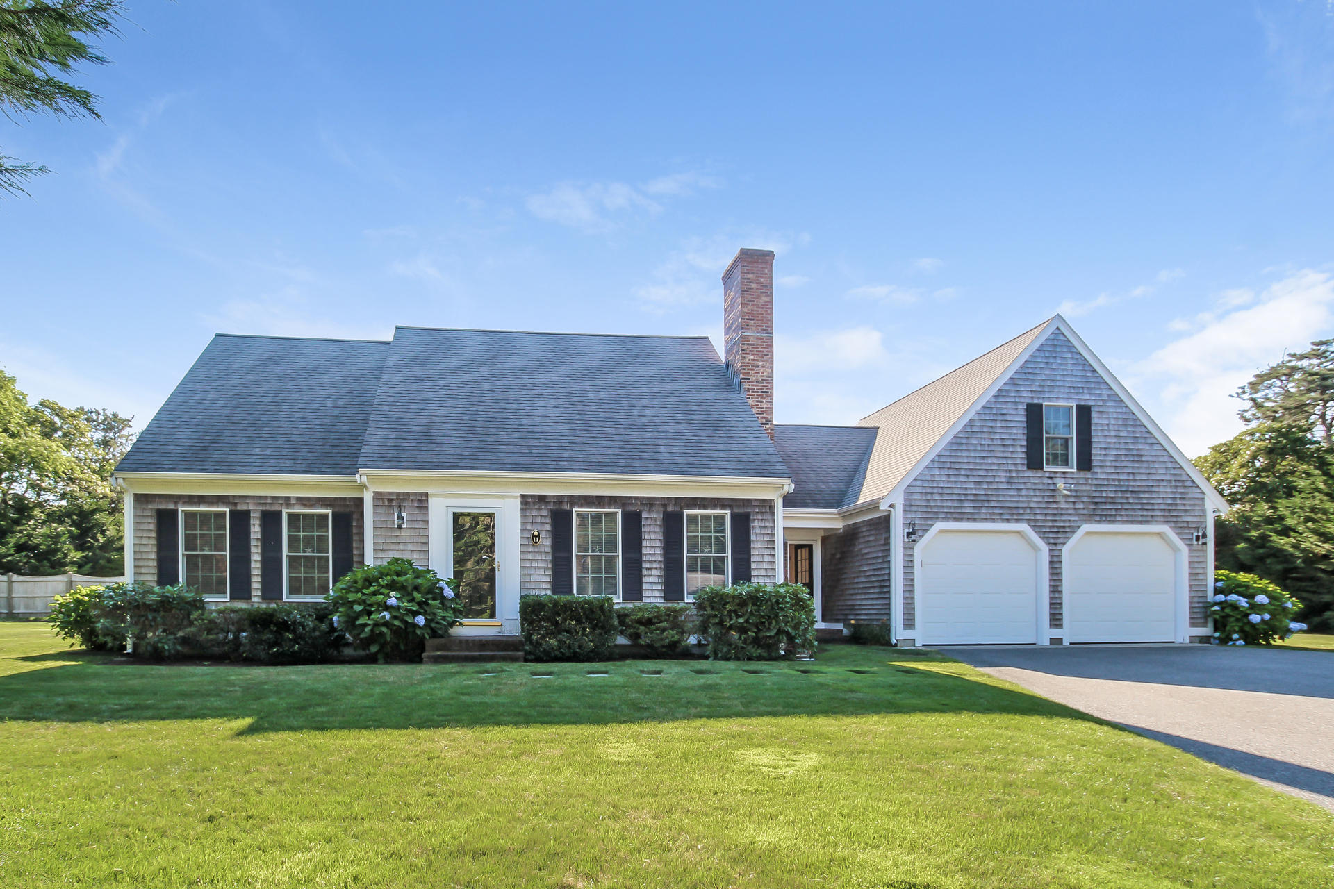 11 Aunt Zilpas Road Chatham, MA 02633 - Photo 1 of 29 001-photo-front-view-6003911
