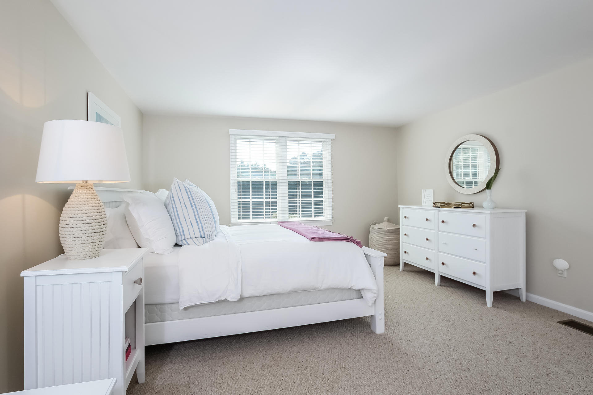 11 Aunt Zilpas Road Chatham, MA 02633 - Photo 15 of 29 018-photo-bedroom-6003895