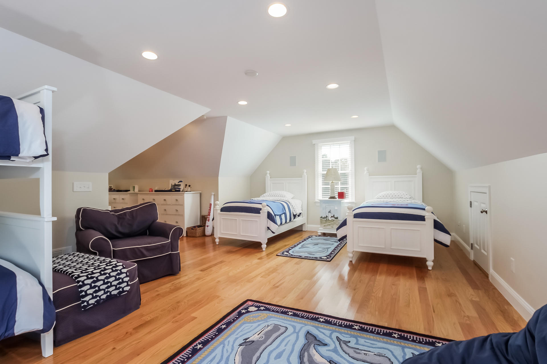 11 Aunt Zilpas Road Chatham, MA 02633 - Photo 20 of 29 023-photo-bedroom-6003900