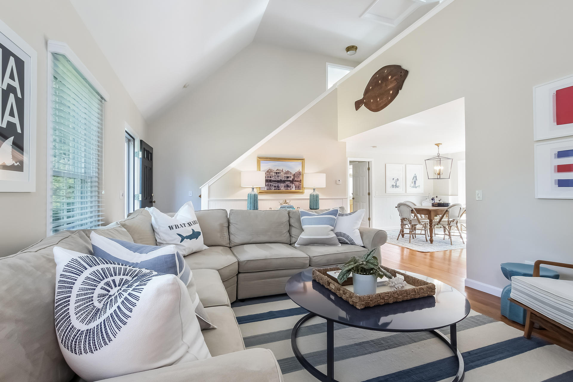 11 Aunt Zilpas Road Chatham, MA 02633 - Photo 4 of 29 007-photo-living-room-6003903
