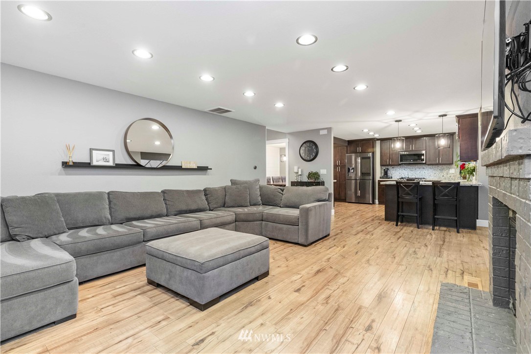 16219 Southeast 174th Street Renton, WA 98058 - Photo 15 of 28 Gallery Image 15