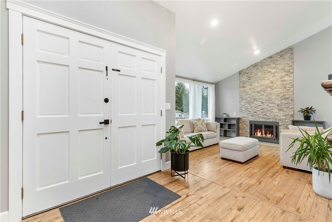 16219 Southeast 174th Street Renton, WA 98058 - Photo 4 of 28 Gallery Image 4