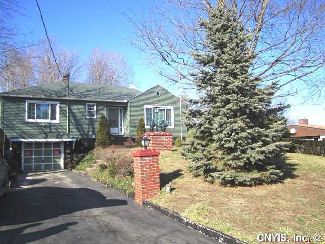 204 Morgan Road Geddes, NY 13219 - Photo 1 of 1 Exterior Front