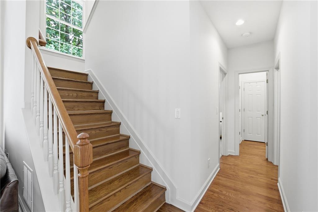 1620 Reindeer Ridge Alpharetta, GA 30005 - Photo 17 of 56