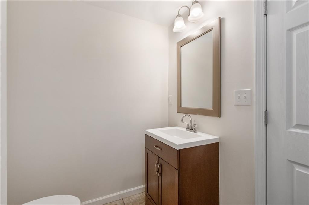 157 Wildwood Road Midland, PA 15059 - Photo 15 of 25 Gallery Image 15