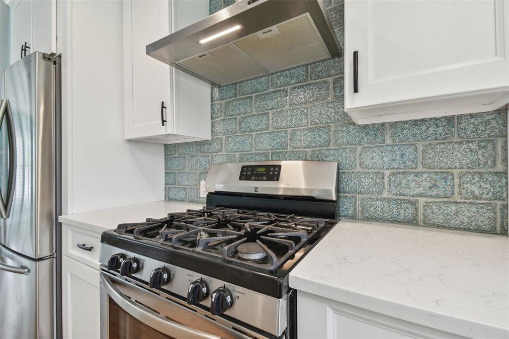 340 Mehlenbacher Road Belleair, FL 33756 - Photo 17 of 50