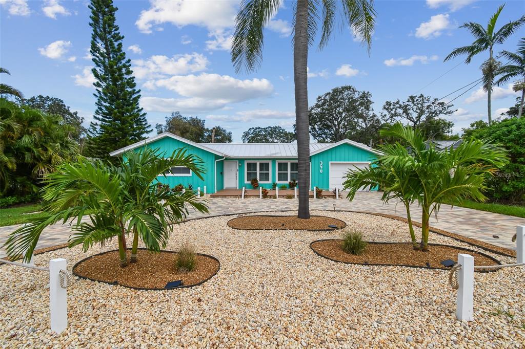 340 Mehlenbacher Road Belleair, FL 33756 - Photo 2 of 50