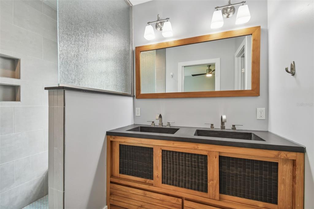 340 Mehlenbacher Road Belleair, FL 33756 - Photo 25 of 50