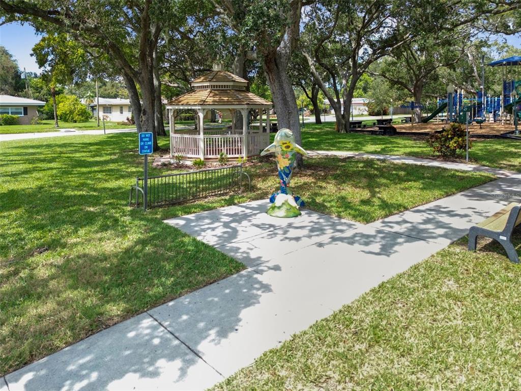 340 Mehlenbacher Road Belleair, FL 33756 - Photo 49 of 50