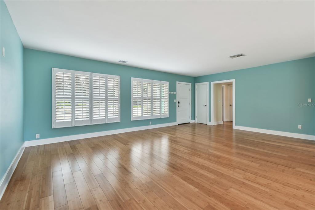 340 Mehlenbacher Road Belleair, FL 33756 - Photo 9 of 50