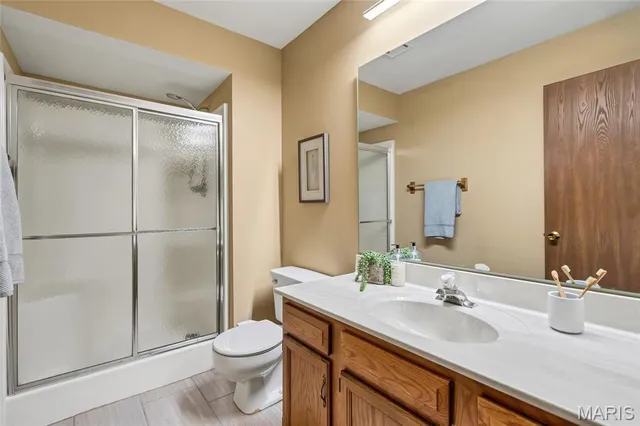 $214,900 | 10903 Village Grove Drive, Unit D, St. Louis, MO 63123