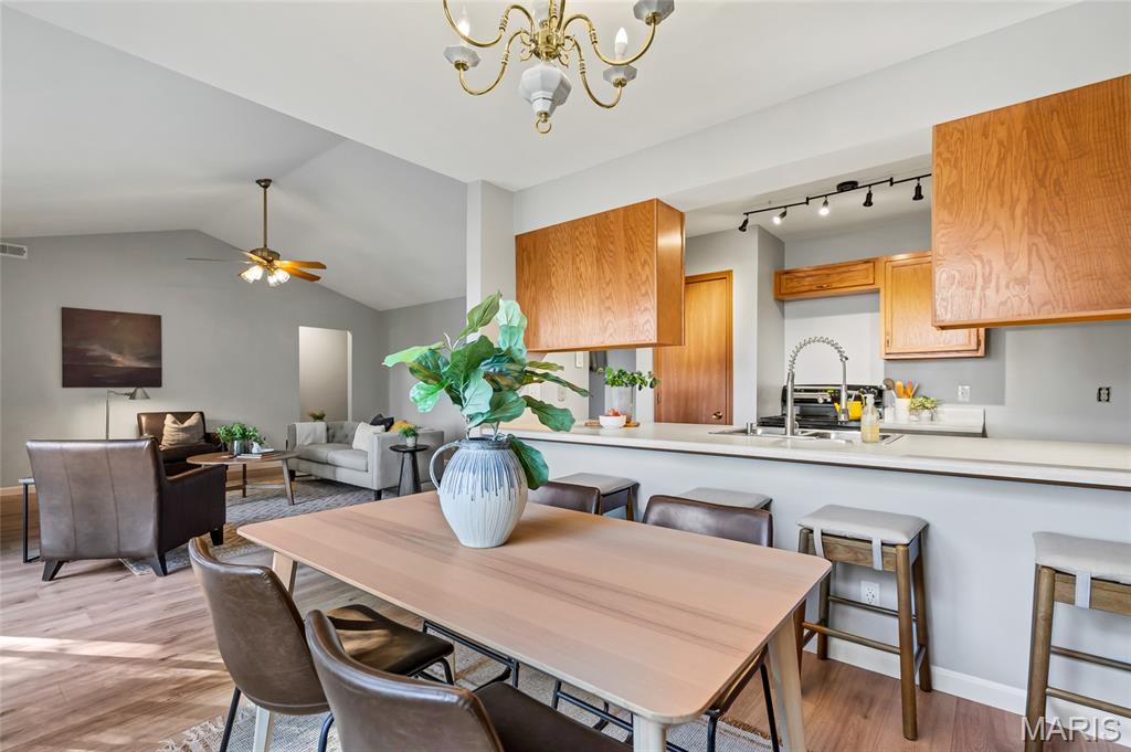 10903 Village Grove Drive, Unit D St. Louis, MO 63123 - Photo 7 of 21