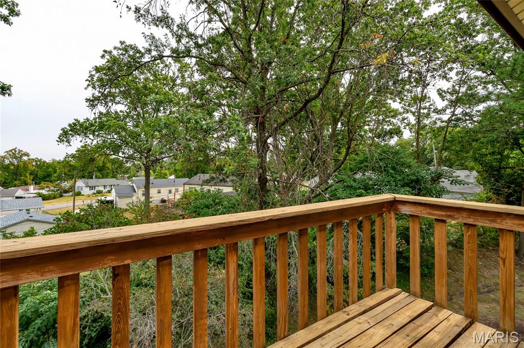 10903 Village Grove Drive, Unit D St. Louis, MO 63123 - Photo 9 of 21