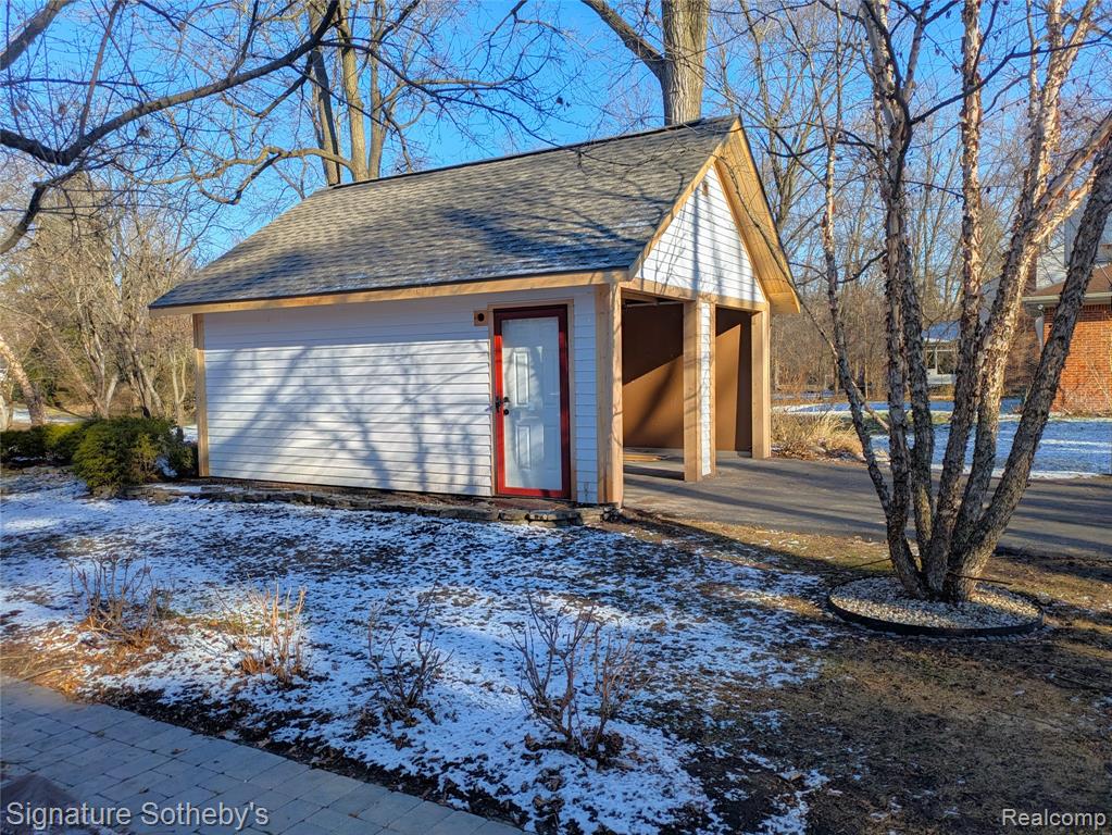 19470 Beverly Road Beverly Hills, MI 48025 - Photo 30 of 31