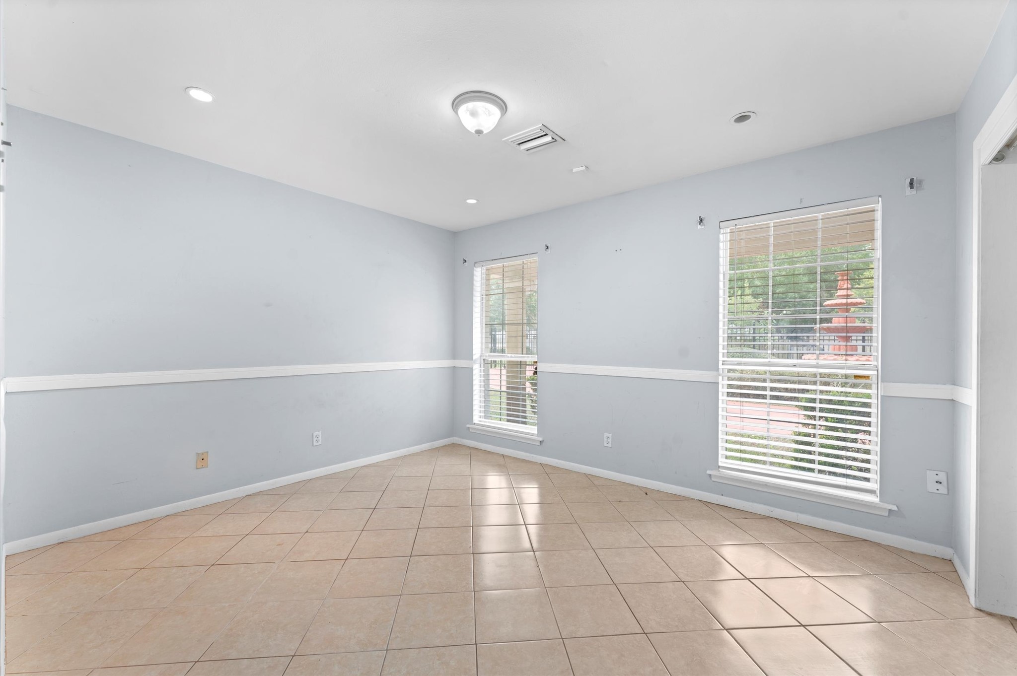 8710 Congo Lane Houston, TX 77040 - Photo 20 of 50 a view of an empty room with a window
