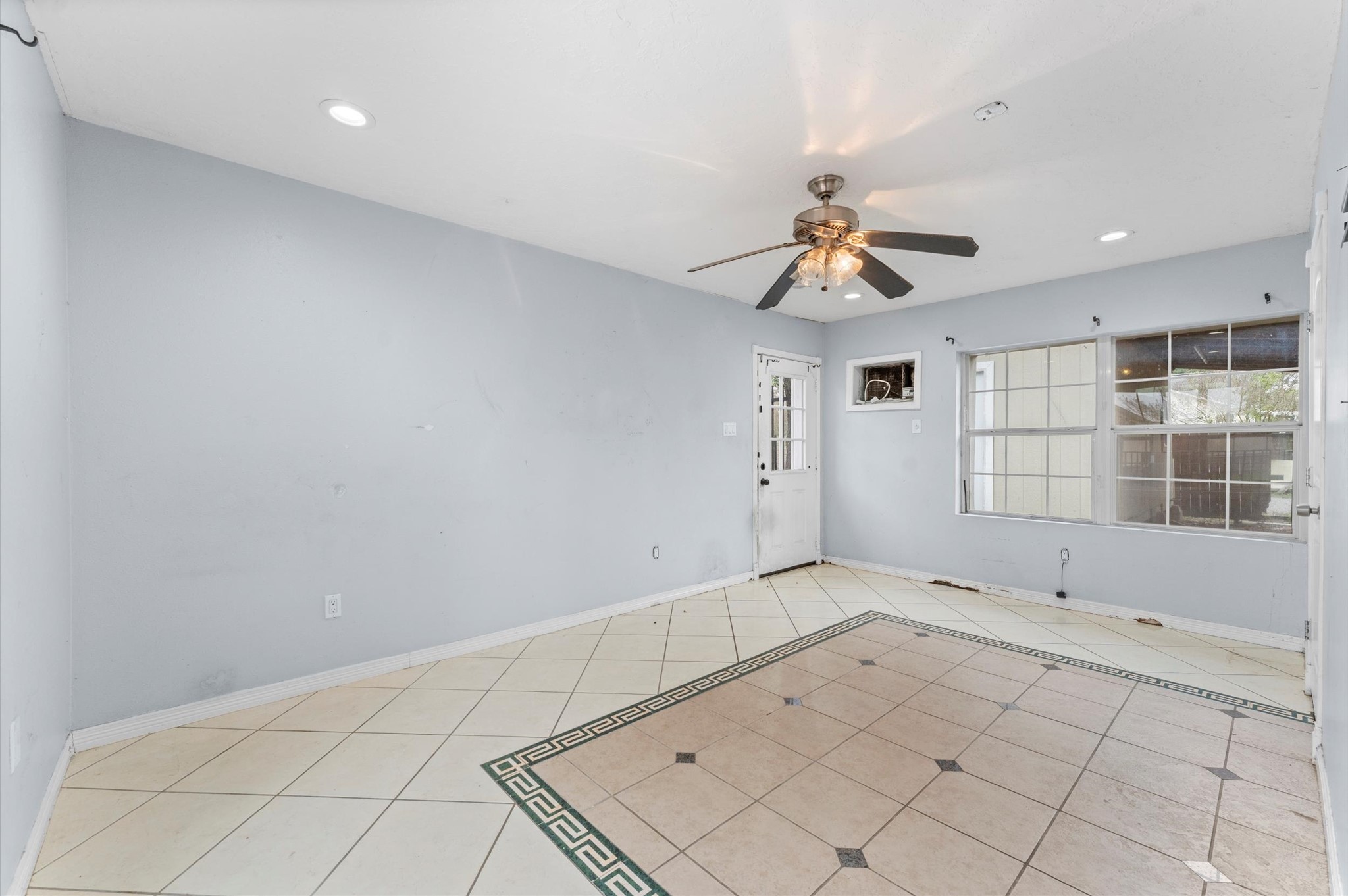 8710 Congo Lane Houston, TX 77040 - Photo 27 of 50 a view of an empty room with a window