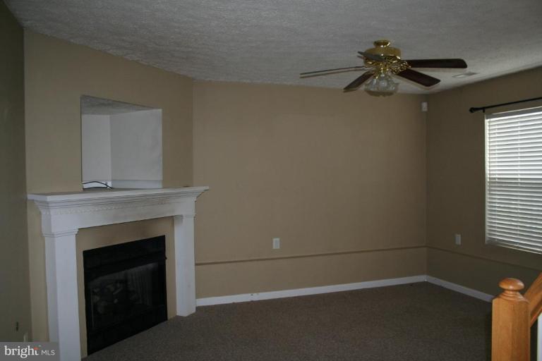 111 Canyon Road Winchester, VA 22602 - Photo 5 of 6 Family Room