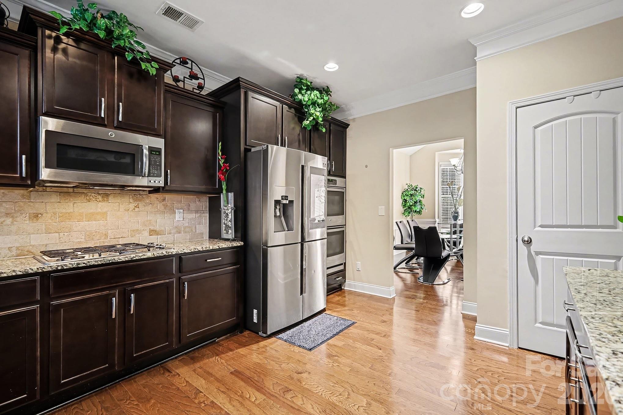 5021 El Molino Drive Charlotte, NC 28214 - Photo 8 of 45