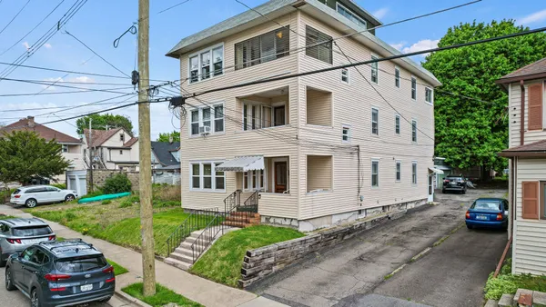 $260,000 | 17 Elizabeth Street, Johnson City, NY 13790