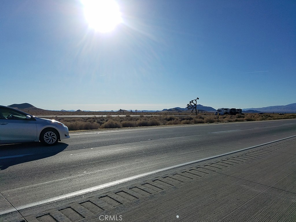 58 Mojave Ca Mojave, CA 93501 - Photo 5 of 12 a view of a car parking