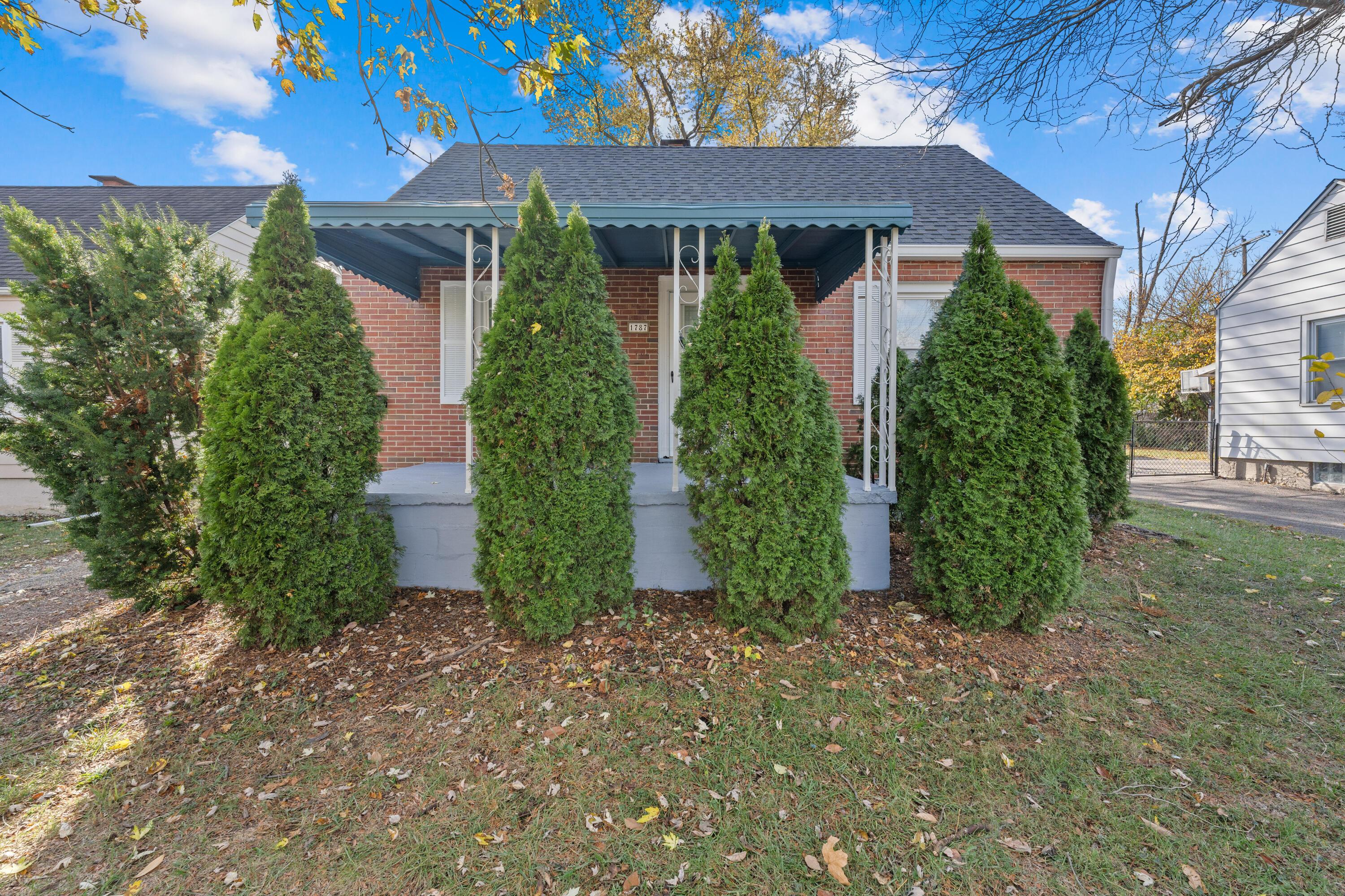 1787 Audrey Road Columbus, OH 43224 - Photo 2 of 25 front of house