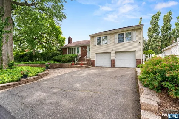 $889,900 | 21 Ravine Avenue, Nutley, NJ 07110