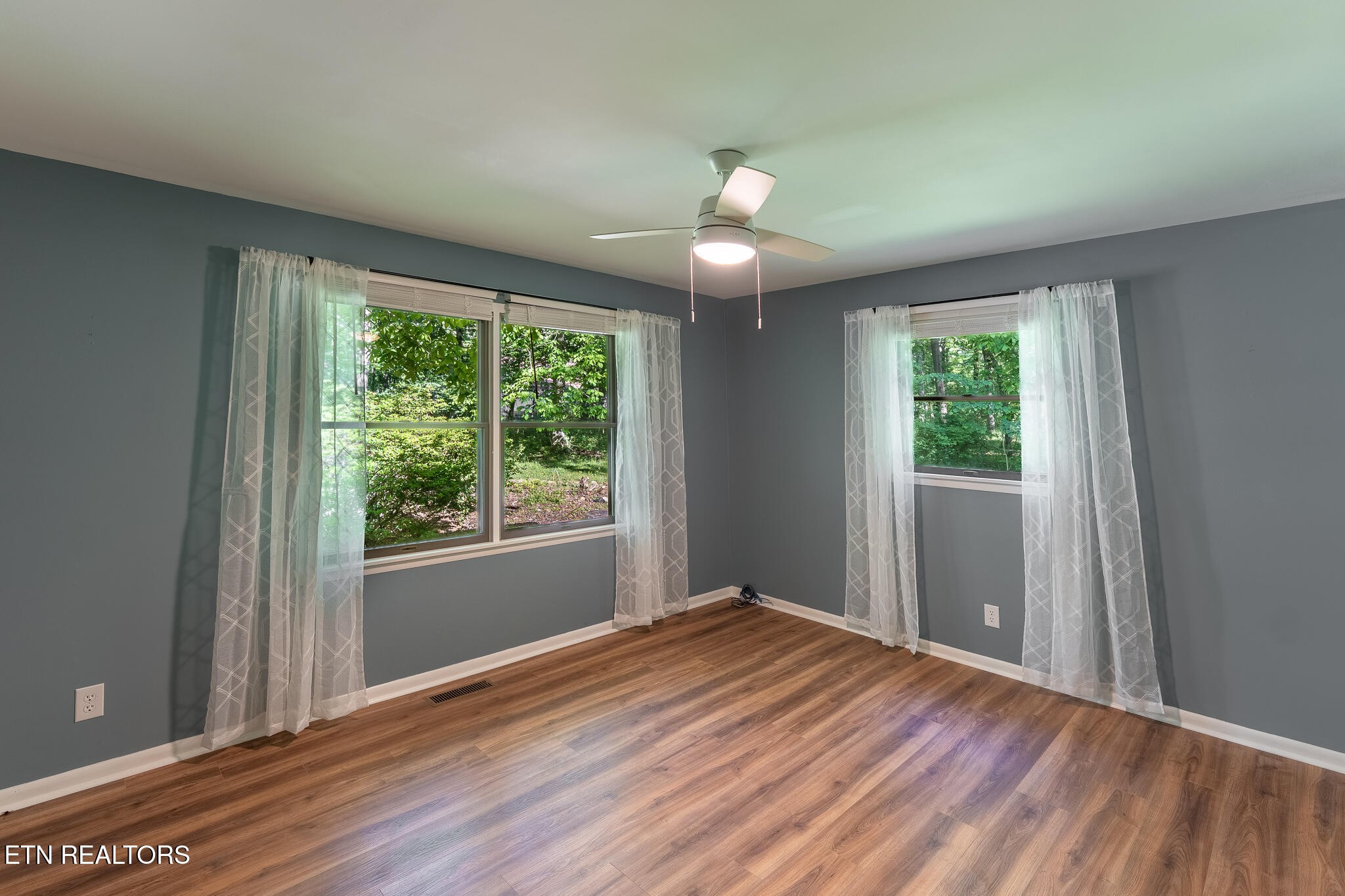 1637 Cherokee Road East Crossville, TN 38572 - Photo 16 of 42 Gallery Image 16