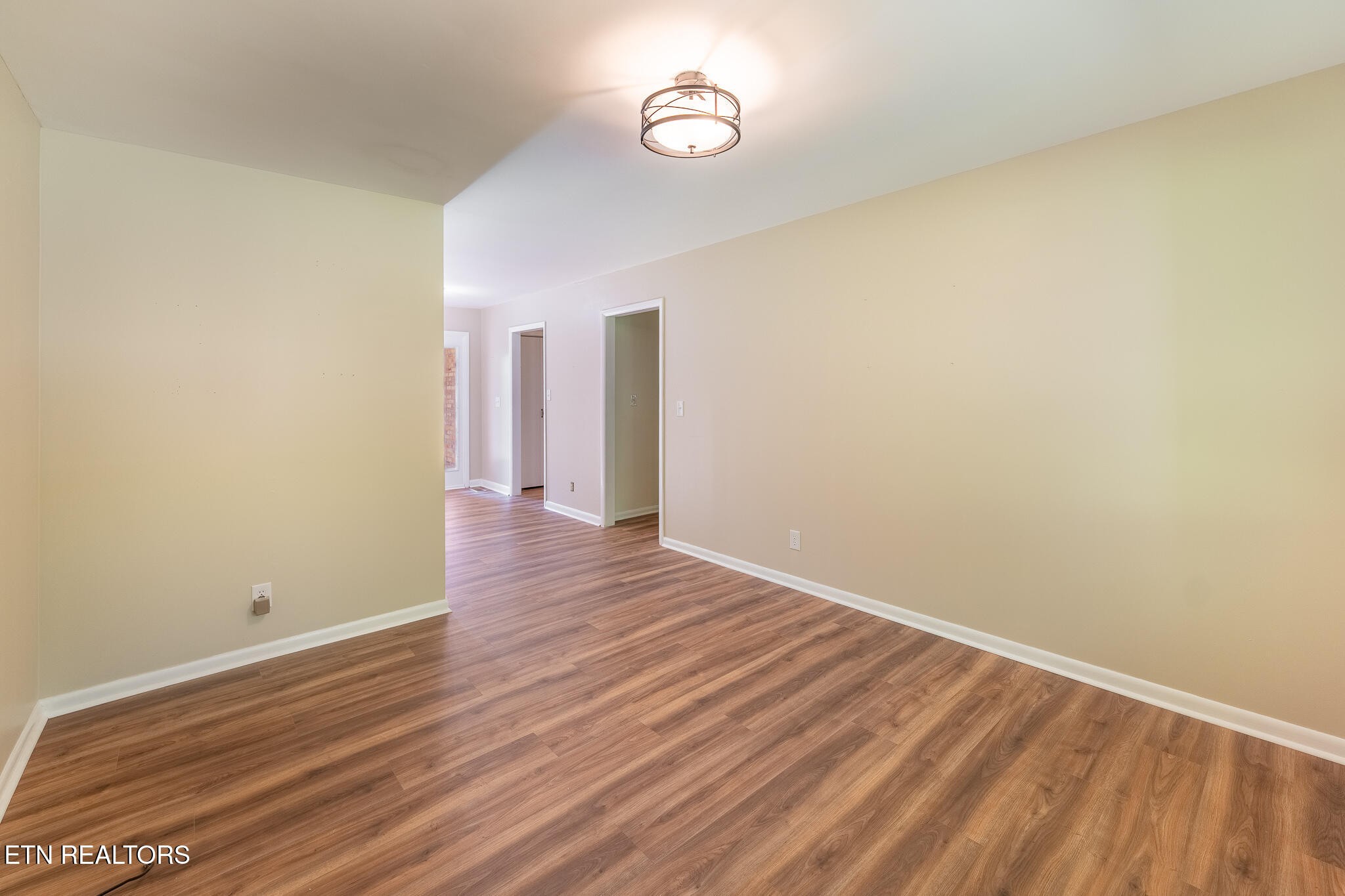 1637 Cherokee Road East Crossville, TN 38572 - Photo 8 of 42 Gallery Image 8