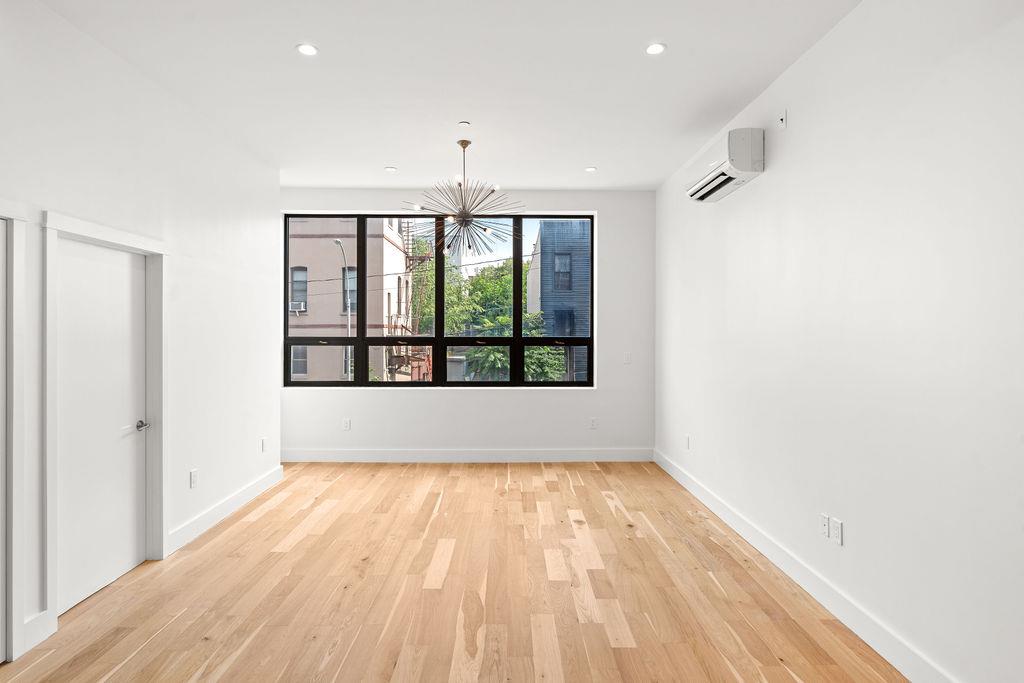 5-12 51st Avenue, Unit 2A Queens, NY 11101 - Photo 4 of 8